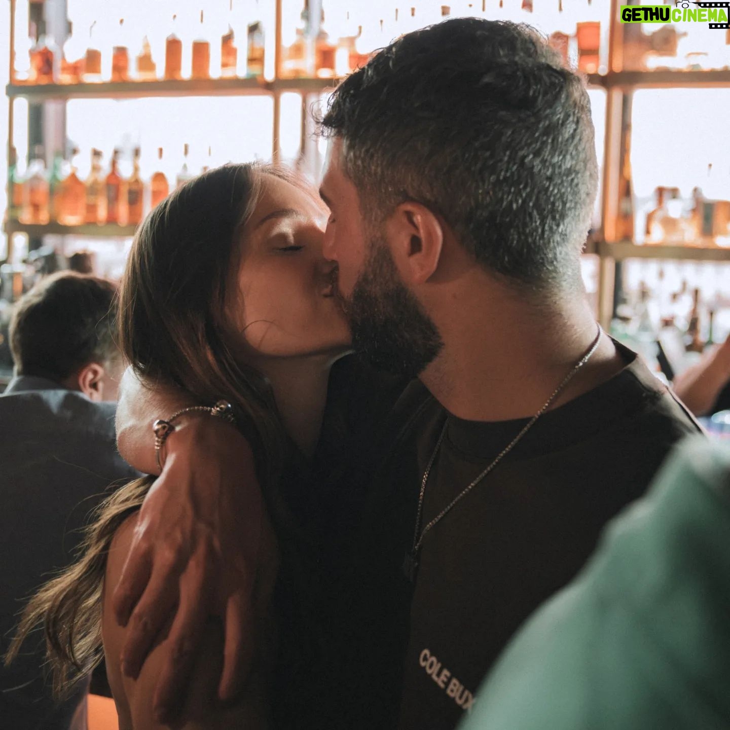 Freya Nightingale - 149.3K Likes - Bitch I'm 30!!! These photos do not summarise the amazing night I had with my favourite people. I seriously have the best friends and the best boyfriend ever EVER 💙💚