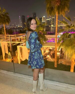 Freya Nightingale Instagram - Happy New Year! ✨️ 
featuring my faves and my new fave dress.