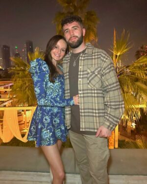 Freya Nightingale Instagram - Happy New Year! ✨️ 
featuring my faves and my new fave dress.