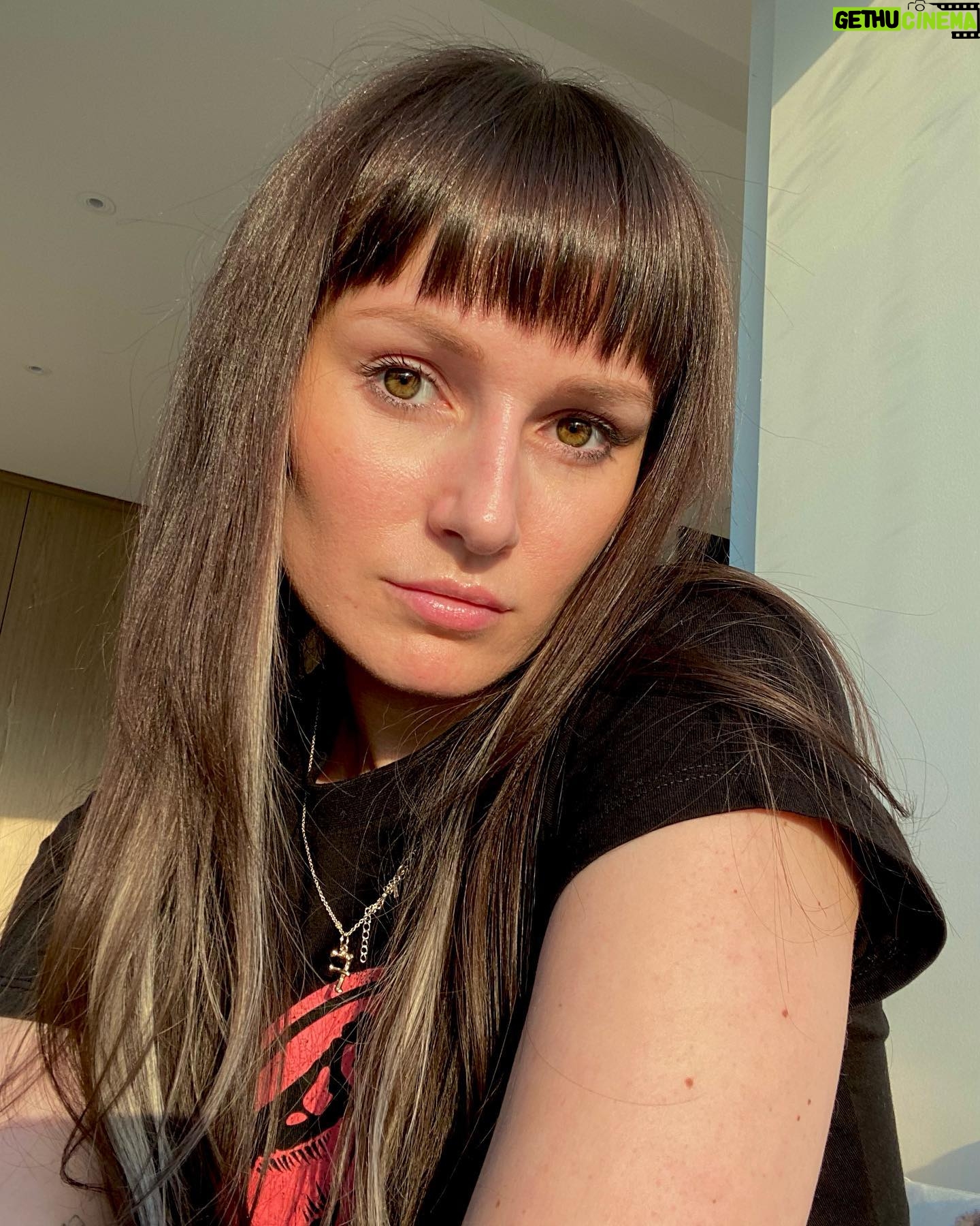 Freya Nightingale Instagram - NEW HAIR!! 💇♀️ I haven’t felt this happy with my hair in foreverrrrr. Thank youuu @ryansteedmanhair