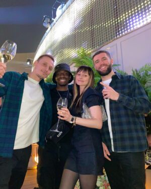 Freya Nightingale Instagram - Happy new year from me and my faves 💖 tell me your 2023 aspirations! >>