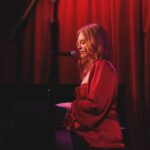Freya Ridings Instagram - LA friends that was so beautiful ✨🌴Thank you so much to everyone who came to my May show at @hotelcafe III what a magical evening 🪄 ☕️ ❤️ !!! And a big thank you to my amazing support acts @ewanjphilips and @maemae who were incredible !!! Photo @asherhansow