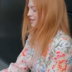 Freya Ridings Instagram - Another one of my favourites, Taylor Swift’s “ME!” is always a joy to sing! 🥰 Which Taylor track would you like me to cover next? 💫🎤