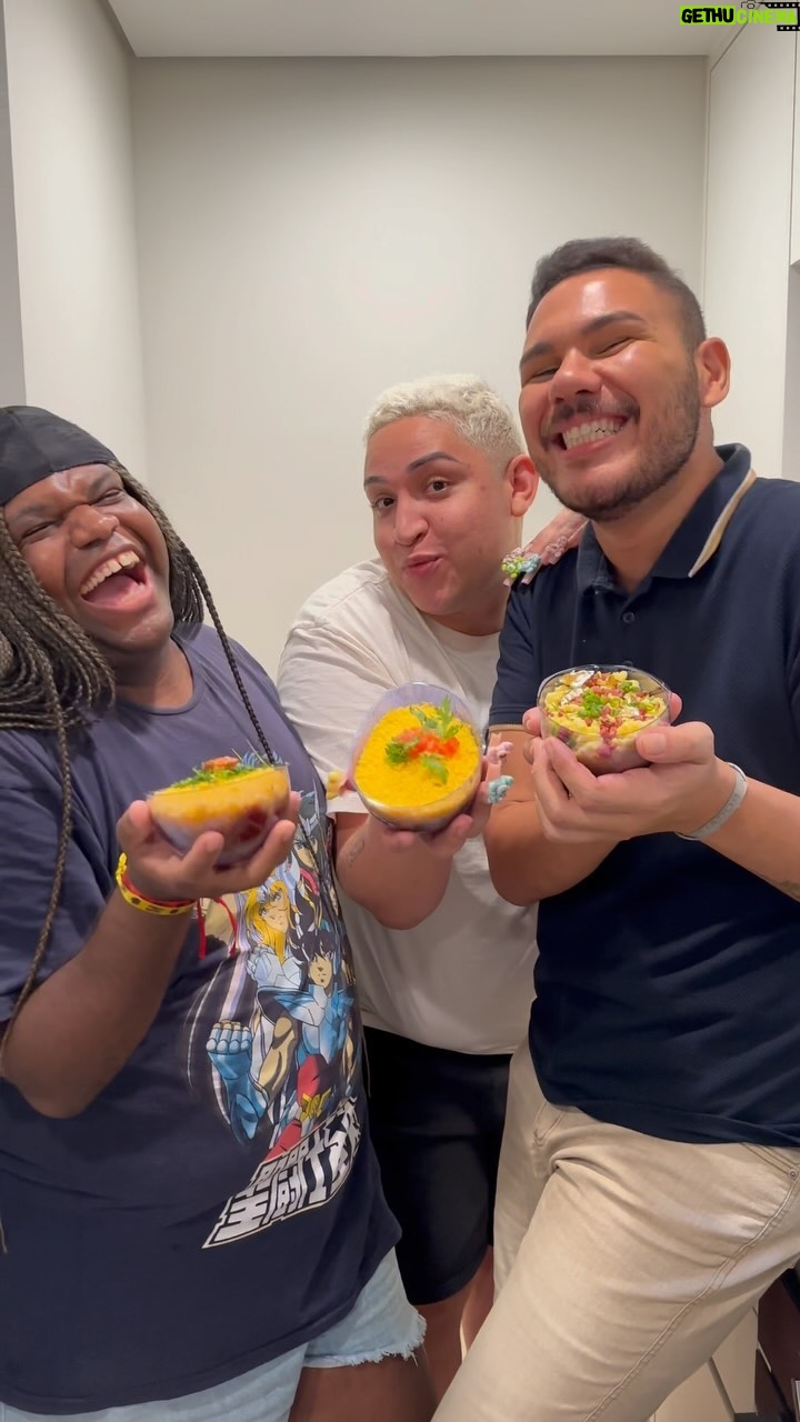 Fuega - 15.3K Likes - OVO DE PÁSCOA NORDESTINO 🌽🐰🌵
@onlyfuego @chefcadumoura