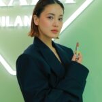 Fujii Karen Instagram - PRADA Beauty🩵 プラダ ビューティ ワークショップに参加してきました！ とても勉強になったなぁ。 プラダ　ビューティーのアイテムを使えば使うほど 美しくなれるんだ！と思わせてくれる成分配合だったり、 fashionから生まれたPRADA独自のカラーのアイシャドウやリップだったり、魅力たっぷりでした。 3月20日(水)にプラダ ビューティが全国発売をして、注目を集めているプラダビューティーのアイテム。リップ バームは男女問わず、ギフトにもおすすめだし私自身も好きなの沢山あった！📝💕 hm/ @kyontokio #PR #pradabeauty #プラダビューティ #prada @pradabeauty @prada