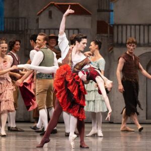 Fumi Kaneko Instagram - Fun moments captured in Don Quixote @royaloperahouse by @foteiniphoto from Saturday performance 🌹
Thank you so much for really heartwarming support in the audience last night🙏❤️ and I had so much amazing energy from this incredible company, every dancers on stage🔥 and as always, truly joyous to dance with @williambracewell 💕
#ballet #thankyou #grateful #joy #dance