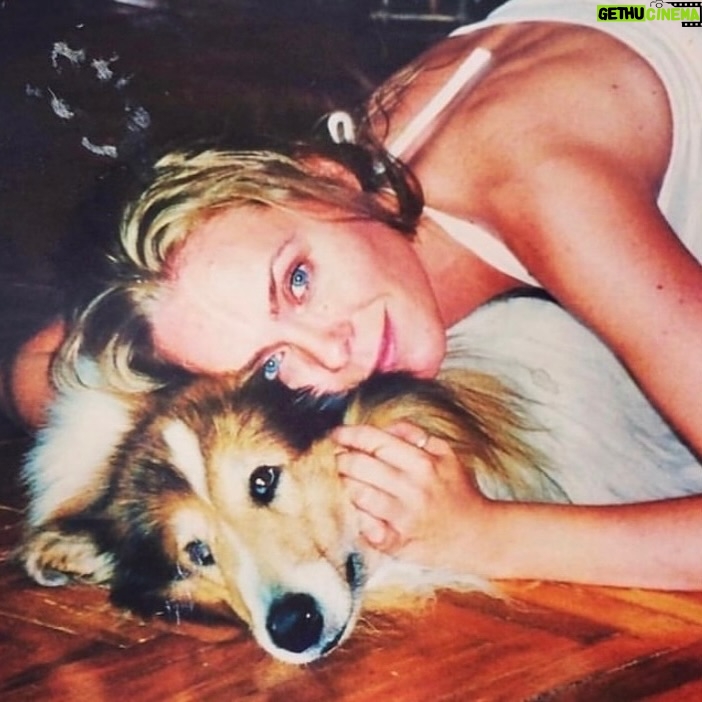 Funda İlhan Instagram - EFE mmm Ay kalbim 💜canımın içi ✨ ağustos 2004 #tbt❤️