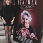 Funda İlhan Instagram - Muhteşem Işıl Yücesoy’u @isilyucesoy1 🌟dakikalarca ayakta alkışladık . İyiki oradaydım 👏🏻👏🏻 🎭 Hep kalbimle hatırlayacağım bize yaşattığı büyüleyici ışığını 🌟