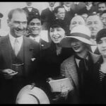 Funda İlhan Instagram - 5 ARALIK 1934 🇹🇷 Bugün Türk Kadınına seçme ve seçilme hakkı verildi . Atatürk ve arkadaşlarına derin saygım derin sevgimle . Yaşasın Cumhuriyet , yaşsın Atatürkün ilke ve inklapları . Kutlu olsun 🇹🇷 #atatürk #cumhuriyetin100yılı 🌟✨