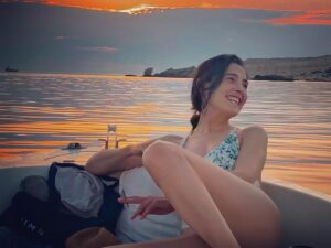 Funda Eryiğit Instagram - kırmızıyı artıralım. geri kalan her şey aynı kalabilir.