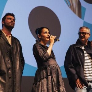 Funda Eryiğit Instagram - Boğa Boğa dün akşam ilk kez @istanbulfilmfestivali_ ‘nde seyirciyle buluştu. izleyicisi bol olsun! ✨

bu akşam ve her zamanımız için şahane @pinaraytas ‘a; ilgileri ve nezaketleri için @edagungor1 @museumoffineclothing ‘e ve @rafaelindiana ‘ya kucak dolusu teşekkürler♥️