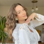 Funda Güray Instagram - Birlikte hazıranalım 💕 saçlarım bugün baya hacimli oldu arkadaşlar galiba ürün kullanmak şart 💫 #hairtutorial #hairstylist #oodt #reeloftheday #reklam