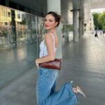 Funda Güray Instagram - Son zamanlardaki benim outfitler favori alma vaktidir 🖤 hangi ben ?? #ootd #fotooftheday #reklam