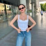 Funda Güray Instagram - Son zamanlardaki benim outfitler favori alma vaktidir 🖤 hangi ben ?? #ootd #fotooftheday #reklam