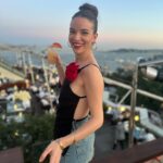 Funda Güray Instagram - Son zamanlardaki benim outfitler favori alma vaktidir 🖤 hangi ben ?? #ootd #fotooftheday #reklam