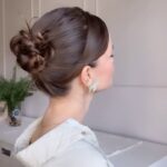 Funda Güray Instagram – Hazır yaz geliyor mezuniyetlere, düğünlere, eventlere, fikir olsun 👌🏼kuaförleri kıskandırmaya devam 🫠 
Nasıl buldunuzzz?? 💕 

#hairtutorial #hairstyles #reeloftheday