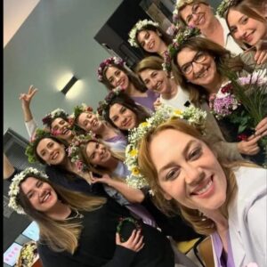 Füsun Demirel Instagram - @bahar.dizi  kadınları 🪻🌷🌼🌻💐🌸💮🪷🌹🏵⚘️🌺
@temedragve @ecemozkaya @ferhansensoy 
@elitandaccam @hatisaslan @neslihanyesilyurt
