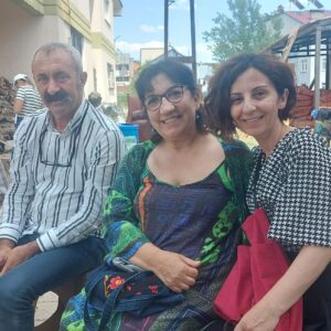Füsun Demirel Instagram - #dersim #komünistbaşkan #mehmetmaçoğlu 
#sadıkgürbüz @gonulsonbahar #sethalleri🎬 
#BASKAN #filmmovie  @ulasbahadir  @halealgan_ozkoruklu #tunceli #ovacık 
#munzur 💚💛💙💜