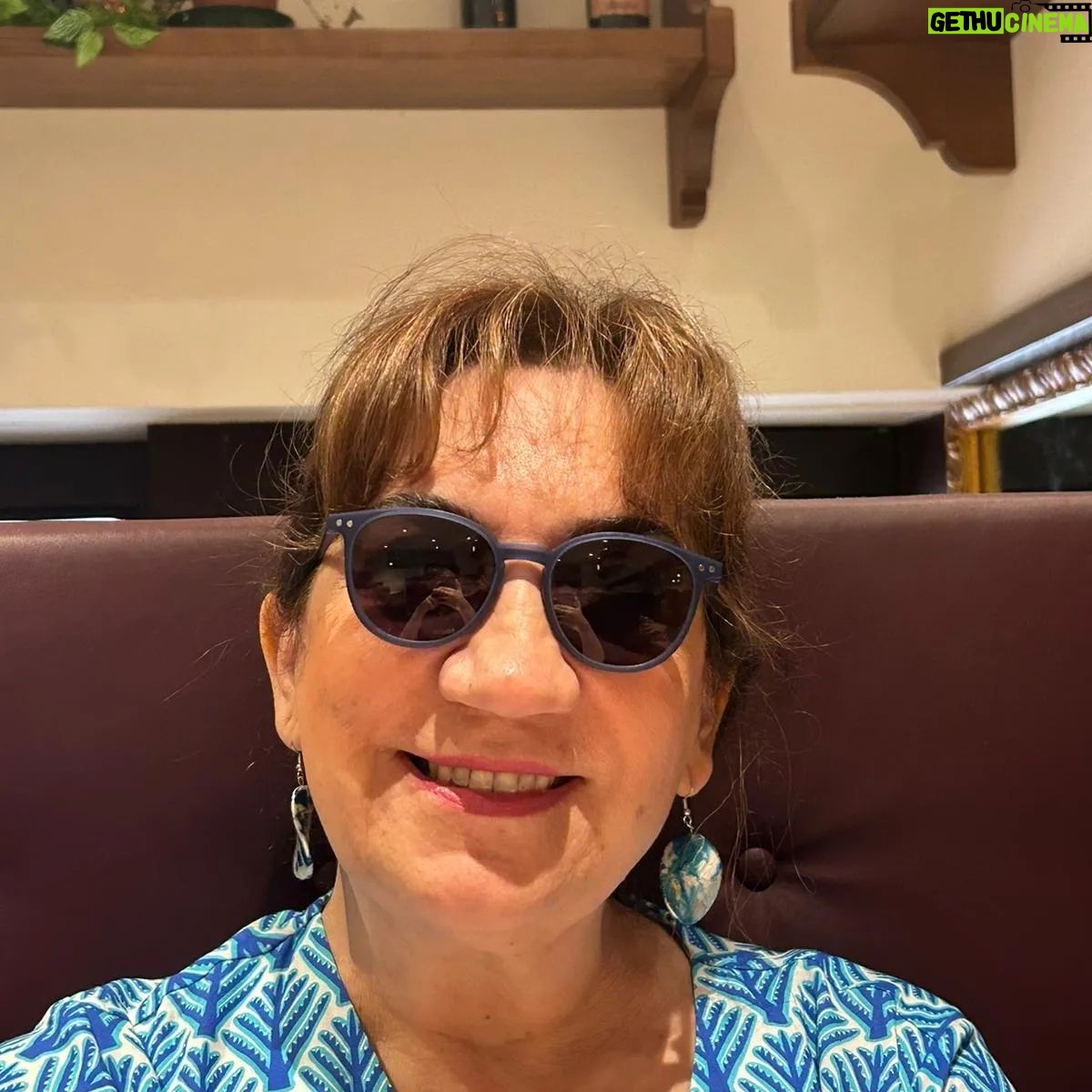 Füsun Demirel - 8.4K Likes - BIR TANE DAHA YOK ŞU ANDAN
HAYAT BEKLEMEZ, BEKLEMEZ...🦋🪼🐦🪻🪺🧿🪬🎁
Canım @nimetatasoy @nimetatasoymenajerlik
Son 9 yılımın yol arkadaşı,menajerim,sırdaşım. Bu güzel mavi için çok teşekkürler 😇