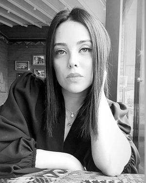 Fəridə Şahbazova Instagram - Acele işe şeytan,benim işime haddini bilmeyen herkes karışır 🤗 #relax