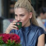 Gökçe Eyüboğlu Instagram - Sondan başa… Her biri başka; hepsi ben ✔️