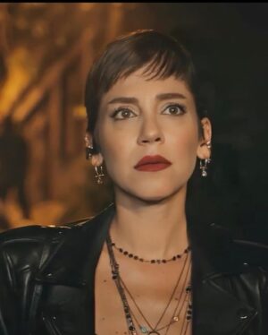 Gökçe Eyüboğlu Instagram - Sondan başa… 
Her biri başka; hepsi ben ✔️