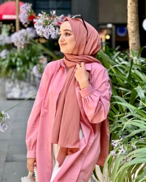 Gözde Akyıldız Instagram - Barbie olmaktan eksik kalmayayım 💓💓💓