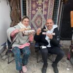 Gözde Cığacı Instagram - Kelimelere henüz dökmeye bile kıyamadığım “ilk” ler yaşadım…öyle bi his ki bunun sonu yok biliyorum.Kendimle yüzleştiğim,reddedip pes etmek isterken kendime inancımın hep körüklendiği bi kamptı…Ben ayaklarım yere basıyor sanmışım,ben aşık oldum sanmışım ve ben nefes aldığımı zannetmişim… Sizi benim yoluma çıkaran her şeye şükür ve Teşekkür 🙏🏻 @mustafatoltek @cigayoga @kentligurular Ağlamakta bizdendi,katılarak gülmekte ve tabi orda bulunan herkes de (: hepimiz bir iz 🤍 “Yüreğimiz kıymet bilene emanet” Mevlânâ Celâleddîn-î Rûmi
