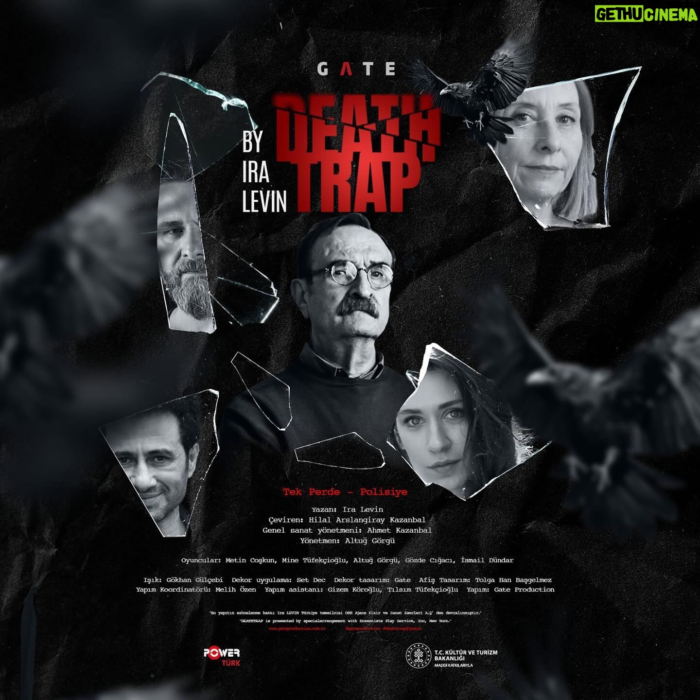 Gözde Cığacı Instagram - En iyi tiyatro oyunu dalında Edgar Ödüllü ve Broadway’ de en uzun süre sahnelenen gerilim-komedi rekoruna sahip “Deathtrap”; Gate Production yapımı olarak sahnelerde. İra Levin’in dünya çapında klasikleşmiş kapalı gişe oyunu; sıra dışı kurgusu, karmaşık karakterleri ve mizahi yaklaşımıyla nefes kesici bir hikaye sunuyor. Türkiye’ deki kadrosunu; sinema, televizyon, tiyatro dünyasının usta ve ödüllü isimleri; Metin Coşkun, Mine Tüfekçioğlu, Gözde Cığacı, Altuğ Görgü, İsmail Dündar oluşturuyor. İra Levin tarafından ustaca yazılan metnin çevirisi Hilal Arslangiray Kazanbal’ a ait. Yönetmenliğini Altuğ Görgü ve Genel Sanat Yönetmenliğini Ahmet Kazanbal üstleniyor.. Oyunun Konusu: Eski ihtişamlı günlerini geride bırakan yazar Sidney Bruhl’un umutsuzlukla dolu hayatı, öğrencisi Clifford Anderson’un gönderdiği yeni bir oyun taslağıyla değişir. Sidney, taslağın kendisi için büyük bir fırsat olduğunu fark eder. Fakat kurduğu mükemmele yakın, akılcı planlar bile beklediği gibi gitmeyince olaylar karmaşıklaşır ve gerilim yavaş yavaş artar. Eşi Myra Bruhl, Medyum Helga Ten Dorp ve Avukat Porter Milgrim karakterleri de bu oyuna dahil olurlar. İhanetler, kıskançlıklar ve sürprizlerle herkesin planları birbirleriyle çatışır ve kurban - katil rolleri arasında mücadele başlar. Olayların ve insanların gerçek yüzünü düşünmeye iten, sürükleyici, akışı tahmin edilemez, oyun içinde oyun izlerken, aynı zamanda eğlenmek istiyorsanız Deathtrap tam size göre! #deathtrap #theatre #fişekhane #ckm #istanbul #oyun #tiyatro