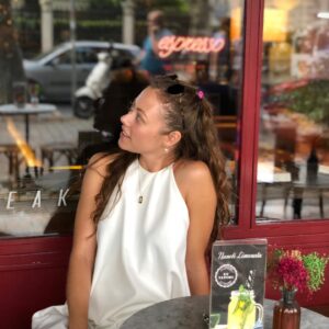Gözde Kaya Instagram - Set öncesi son kahveler.. 🌺