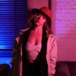 Gözde Kaya Instagram - Night with the neon light. @muratsanliphotographer