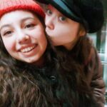 Gözde Kaya Instagram - İklim sergisi Muze Gazhane' de herkese açık, ücretsiz. Özellikle paylaşmamin nedeni; hepimizi, ozellikle cocuklari farkindaliklarin en büyüğüne, gezegenin sesine kulak vermeye çağırması. Neden, nasil ve ne olacak gibi sorulari ve insanlik icin felaket alarmi veren bir sürü vahim gelişmeyi raporlarla cevapliyor. Durum ciddi. 13 yaşındaki kuzenimi götürdüğüm sergiden canımız sıkılarak ayrildik.. Z kusagiyla sıkılmak çok eğlenceli ❤️