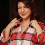 Gülçin Hatıhan Instagram – Çay var, içersen.. Ben var, seversen.. İyi haftalar olsun hepimize. ♥️
.
.
📸 @aslisamat