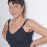 Gülçin Hatıhan Instagram – Bir yaş daha büyüdüm. Bu geçtiğimiz sene pek çok hediye ile doluydu benim için. Hayatın bana bahşettiği tüm lütufları şükürle karşılamaya devam edeceğim. Biriktirdiğim birbirinden güzel dostlarım, tüm sevdiklerim, kedilerim, ailem, işim gücüm, evim barkım, sağlığım için minnetle doluyum. Kutlayan kutlamayan herkese çok teşekkür ederim. Hepimizin yüzünden gülücük eksik olmayan bir sene olsun 🙏💓🧿
.
.
.
.
📸 @busearsslan @aslisamat 💖💖