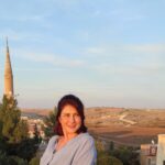 Gülçin Hatıhan Instagram – Caaanım Midyat’ımdan.. Herkese sevgilerimle ♥️
From my precious Midyat, with tons of love 💞
📸 @aslisamat @elvan_demirez 🙏🌸