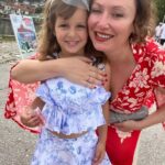 Gülçin Santırcıoğlu Instagram – Canımın içi dostlarım.. Sizi cok seviyorum.. Gülmek bize çok yakışıyor… @aydantas1  @rebrusahin  @cediosman @gulden.osmann