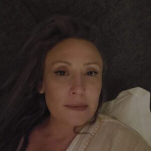 Gülçin Santırcıoğlu Instagram - Valla dizi için sarışın olmuştum💋💋💋💋 @elcinsan