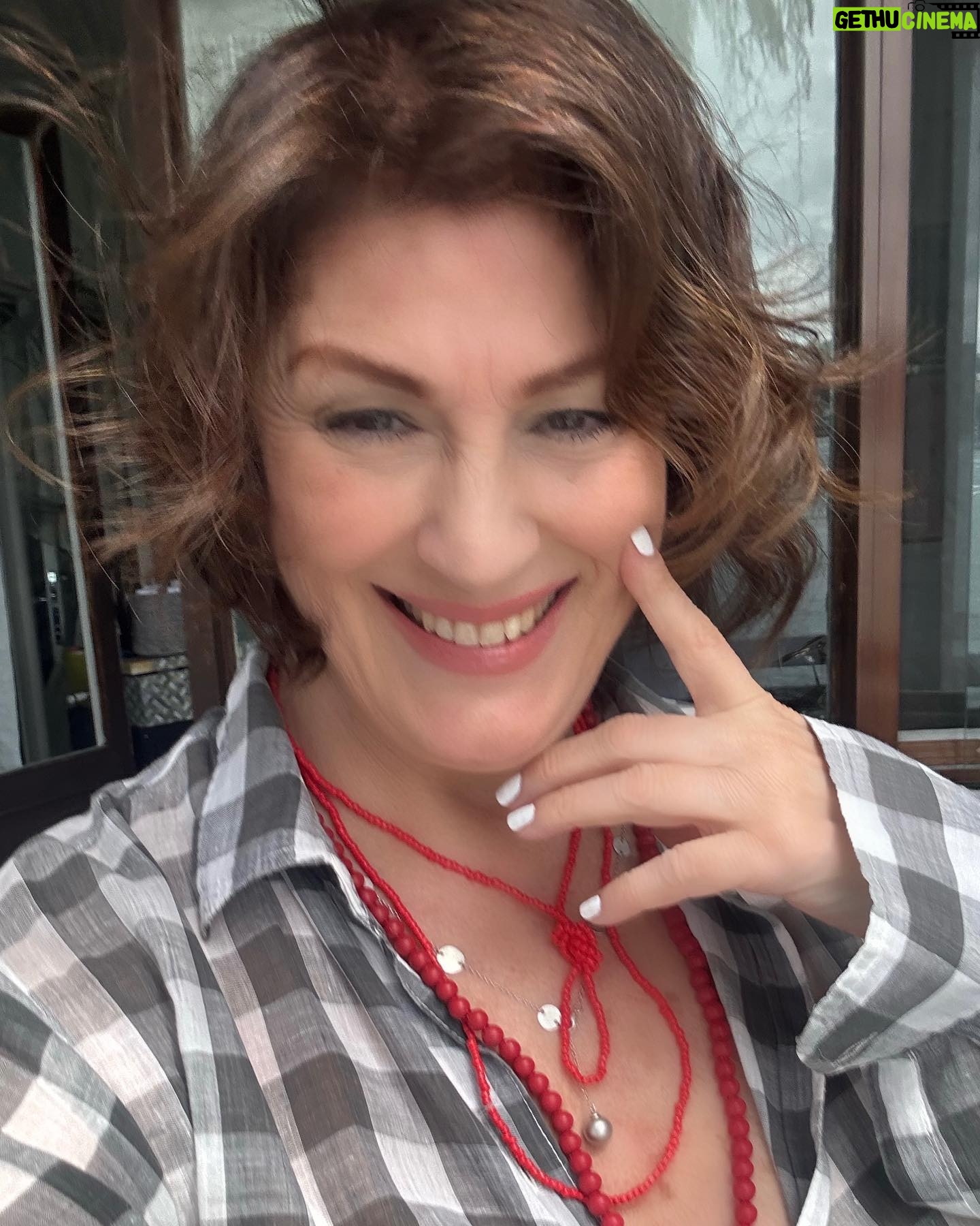 Gülşen Bubikoğlu - 6K Likes - 😊