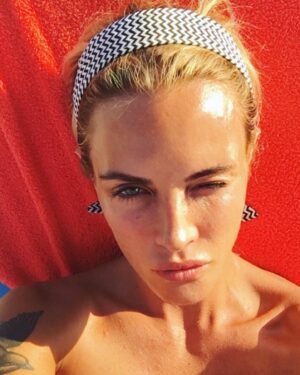 Gül Gölge Instagram - 🧡