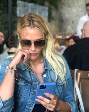 Gül Gölge Instagram - Hey