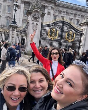 Gülden Avşaroğlu Instagram - Ya evde yoksaaannn Kate 📌