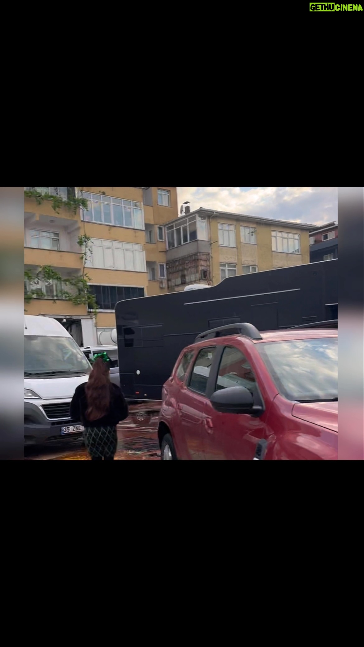 Gülden Avşaroğlu - 545 Likes - Kiraz bu sene ödev olarak @onurtuna ile Atatürk rolünü oynadığı Son Akşam Yemeği filmi ve oyunculuk üzerine röportaj yaptı. Cumhuriyetin 100. yılı anısına yapılan bu filmden bahsettiler 🧿🧿🧿 bizde ödev böyle yapılır 😎