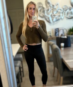 Gabbi Tuft Instagram - In the midst of terrible news, broken dreams, and facing the seemingly impossible - we can still choose our emotions. I chose to smile today.
-
If I could ever be an example, today is as good as it will ever get.
-
Choose happy.
-
The universe has a plan.
-
We simply must accept that it’s better than our own.
-
💕