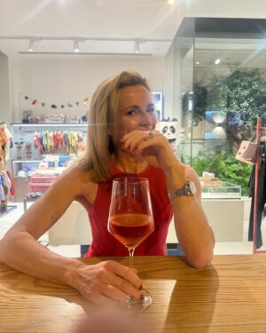Gabby Logan Instagram - Well Lanzarote you were an absolute delight. The official LTB (Lanzarote Tourist Board) CEO @lizbeckettmua has raved about you for a while. Rebooted and reset with sunshine, laughter, a bonus of @reuben_logan and @will_glister for dinner @kennylogan11 ☀️