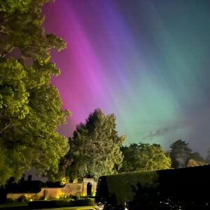 Gabby Logan Instagram - We got out of bed. Wandered around in pyjamas and our eyes gaped in awe. #northernlights