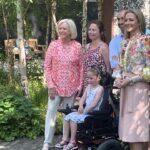 Gabby Logan Instagram - Pretty perfect day with @musculardystrophyuk @rhschelsea 🧡