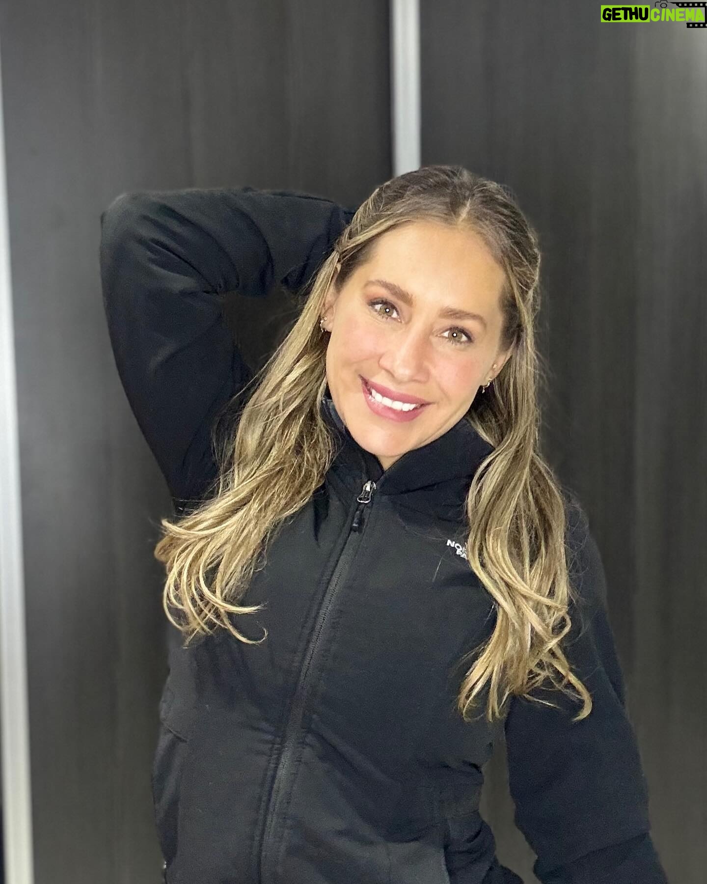 Gabriela Carrillo Instagram - Aquí llegando a casita 🏠 jijiji