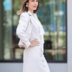 Gabriela Dias Instagram - Wearing @weill.paris 🤍