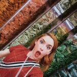 Gabriella Di Grecco Instagram - VISITANDO A KITKAT CHOCOLATORY 🍫 São 3 experiências babadeiras: 1. Coffeebreak: harmonização de café com kitkat 2. All you can eat: monte sua própria lata com os sabores q vc quiser 3. Seu Break: monte um kitkat com seu sabor personalizado Adorei a iniciativa da dona @kitkatbrasil ! Obrigada pelo convite @dudumelo #kitkatchocolatory