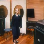 Gabriella Di Grecco Instagram - DIREÇÃO VOCAL É UMA DELÍCIA 🎤🎬🎶 Construindo a nova era das minhas panteras @digreccoficial elas tão vindo com uma proposta mais pé na porta e tudo que a gente expressa na nossa voz tem que estar a serviço dessa nova obra que vai ficar ó: DUCA 🌶️ Vá até o final do carrossel e pega a dica desse novo single 😉😈💨🔥💋 #direçãovocal #musica #voz